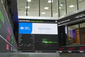 LONDON STOCK EXCHANGE BORSA DI LONDRA AZIONI TITOLI DI STATO FINANZA LSE LONDON STOCK EXCHANGE BORSA DI LONDRA AZIONI TITOLI DI STATO FINANZA LSE