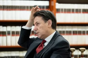 Il presidente M5S Giuseppe Conte in occasione della presentazione del libro ‘Articolo 32. un diritto dimezzato’, di Ivan Cavicchi, esperto di economia sanitaria.  Camera dei Deputati, Roma Lunedì 26 Gennaio  2026 (foto Mauro Scrobogna / LaPresse)  

 Five Star Movement M5S President Giuseppe Conte at the presentation of the book “Article 32: A Halved Right,” by Ivan Cavicchi, an expert in health economics. Chamber of Deputies, Rome, Monday January 26 2026. (Photo by Mauro Scrobogna / LaPresse)