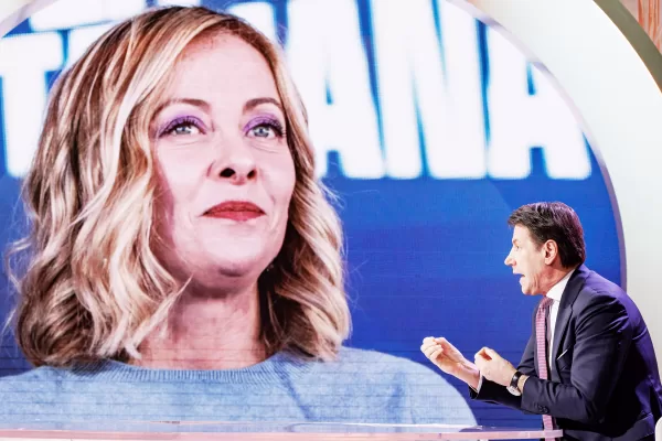 Il presidente del Movimento 5 stelle Giuseppe Conte durante la trasmissione Cinque minuti, Roma, Martedì, 4 Febbraio 2025 (Foto Roberto Monaldo / LaPresse)
 
President of Five star movement Giuseppe Conte during the tv program Cinque minuti, Rome, Tuesday, Feb. 4, 2025 (Photo by Roberto Monaldo / LaPresse)