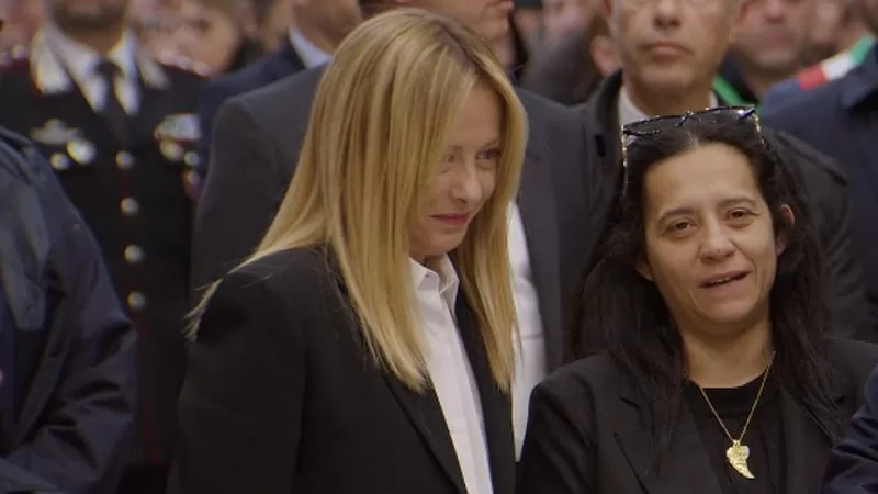 La tenerezza di una mamma Premier