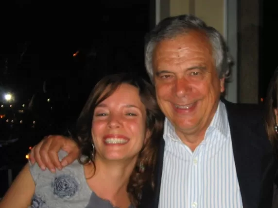 Simona Sparaco ricorda il padre: “Rovinato da Woodcock, farò di tutto perché passi il Sì al referendum”