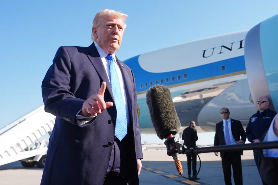 Droni si schiantano su Estonia e Lettonia. Trump vuole la pace prima delle Midterm