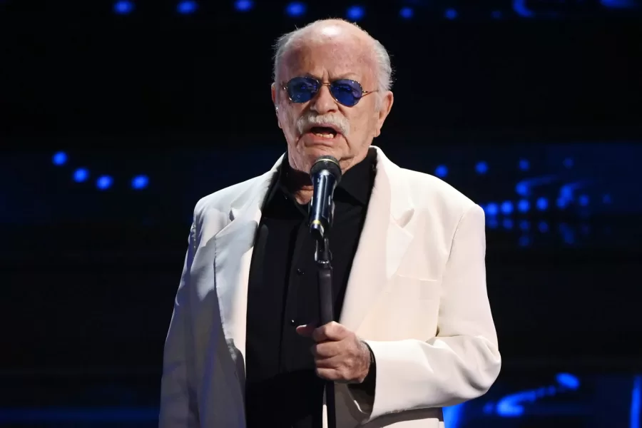 Addio a Gino Paoli, maestro della musica italiana: aveva 91 anni. Gli amori, i cinque figli (e il lutto per Giovanni) e il proiettile nel pericardio