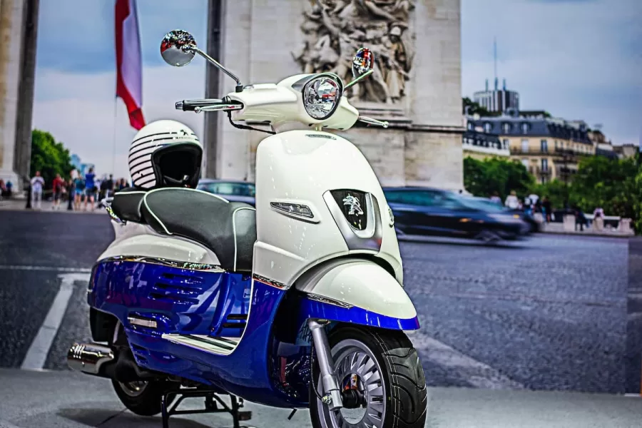 Ecobonus per moto e scooter ibridi: come ottenere fino a 4mila euro di incentivo
