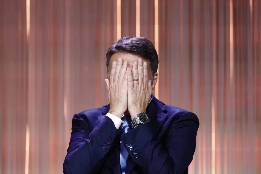 Referendum, l’ex rottamatore imprigionato nel suo orticello: l’ambizione di cambiare il sistema ha lasciato il posto al terrore di perdere il minuscolo feudo