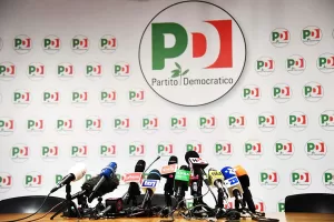 Referendum 22-23 marzo, nessun attentato alla Costituzione. È stato il Pd, più di ogni altro, a stravolgere la Carta più bella