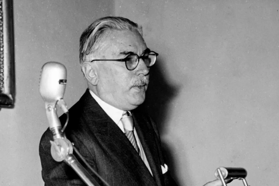 Cambiare la Costituzione col referendum: il discorso di Perassi vale ancora oggi