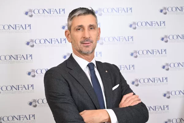 Transizione 5.0, parla Camisa (Confapi): “Più coraggio su industria ed energia” Transizione 5.0, parla Camisa (Confapi): “Più coraggio su industria ed energia”