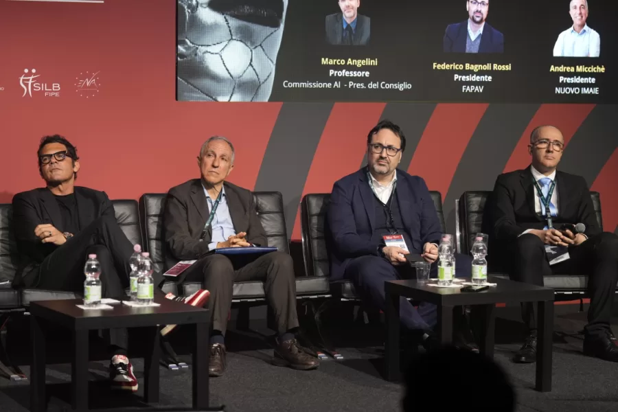 Il rapporto tra intelligenza artificiale e intelligenza umana nel mondo della creatività: MIR sceglie di rimettere al centro la persona