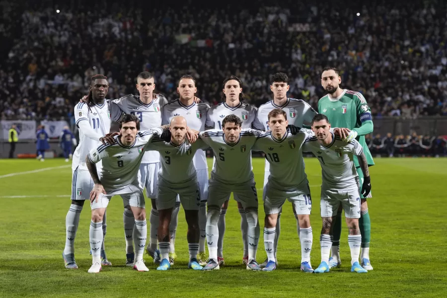 Team Italy during the final soccer match for the qualification for the 2026 World Cup between Bosnia Herzegovina and Italy at the Stadion Bilino Polje in Zenica, Bosnia Erzegovina. – March  31 , 2026. Sport – Soccer . (Photo by Fabio Ferrari/LaPresse)