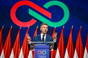 Peter Magyar gestures as he speaks to the media in Budapest, Hungary, Monday, April 13, 2026, after defeating Prime Minister Viktor Orban’s party in the country’s parliamentary elections. (AP Photo/Denes Erdos)





Associate Press/ LaPresse
Only Italy and Spain