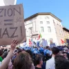 Manifestazione nazionale del 25 Aprile, tensione al passaggio della Brigata Ebraica ,   Milano (Italy) April 25, 2026 (Photo Claudio Furlan/LaPresse)

National commemoration on 25 April: tension as the Jewish Brigade marches past, Milan (Italy), 25 April 2026 (Photo: Claudio Furlan/LaPresse)