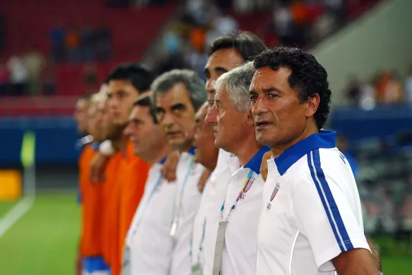 L’Italia non va ai Mondiali perché le squadre le fanno i procuratori. Gentile: “Vennero con una borsa piena di soldi per corrompermi nell’U21” L’Italia non va ai Mondiali perché le squadre le fanno i procuratori. Gentile: “Vennero con una borsa piena di soldi per corrompermi nell’U21”