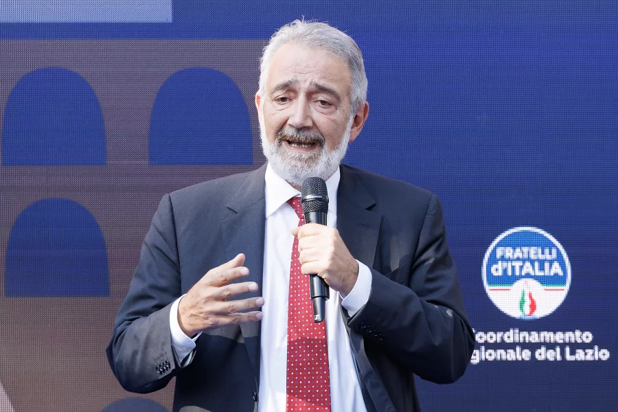 Il presidente della regione Lazio Francesco Rocca durante Piazza Italia, festa della federazione romana di Fratelli d’Italia, Roma, Giovedì 3 Luglio 2025 (Foto Roberto Monaldo / LaPresse) 

Francesco Rocca during Piazza Italia, event organized by the roman federation of Brothers of Italy party, Rome, Thursday, July 3, 2025 (Photo by Roberto Monaldo / LaPresse)