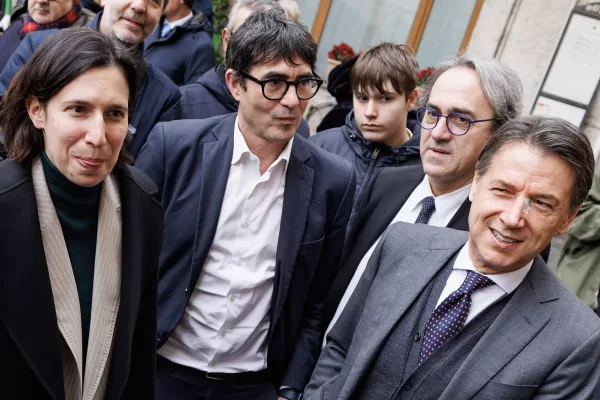Elly Schlein, Nicola Fratoianni, Angelo Bonelli e Giuseppe Conte dopo l’incontro con Fadwa Barghouti  e il Comitato nazionale per la liberazione di Marwan Barghouti, Roma, Mercoledì 21 Gennaio 2026 (Foto Roberto Monaldo / LaPresse) 

Elly Schlein, Nicola Fratoianni, Angelo Bonelli and Giuseppe Conte after the meeting with Fadwa Barghouti and the National Committee for the Liberation of Marwan Barghouti, Rome, Wednesday January 21, 2026 (Photo by Roberto Monaldo /LaPresse)