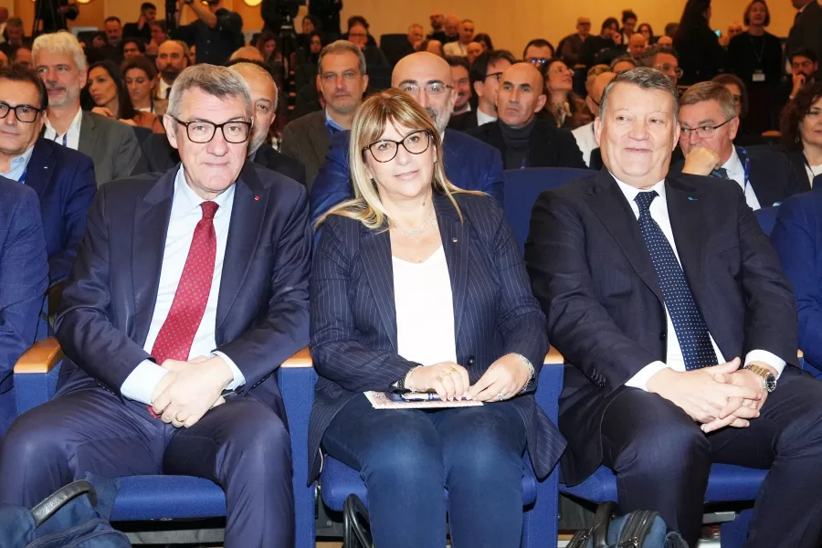 Relind – Forum delle Relazioni industriali”, di Assolombarda, 10 novembre 2025, Maurizio Landini (Cgil), Daniela Fumarola (Cisl), Pierpaolo Bombardieri (Uil),,10 novembre 2025, Milano (photo Gian Mattia D’Alberto/Lapresse)

Relind – Industrial Relations Forum”, by Assolombarda, Maurizio Landini (Cgil), Daniela Fumarola (Cisl), Pierpaolo Bombardieri (Uil),  november 10 2025, , Milan (photo Gian Mattia D’Alberto/Lapresse)