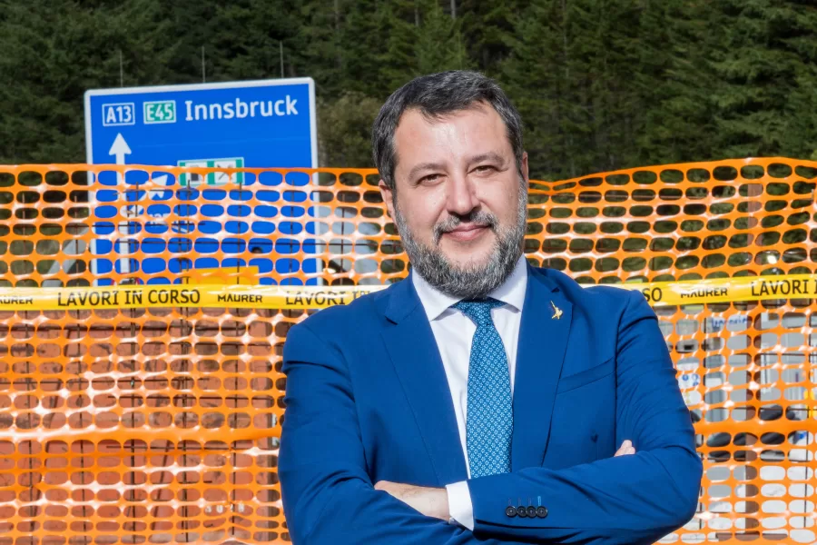 09.10.2023, Raststätte Lanz, Brenner, ITA, Salvini am Brenner, im Bild Italiens Verkehrsminister Matteo Salvini (Lega) // Italy’s Minister of Transport Matteo Salvini (Lega) at a media event on the topic of transit at the Raststätte Lanz in Brenner, Italy on 2023/10/09. EXPA Pictures © 2023, PhotoCredit: EXPA/ Johann Groder

EXPA/LaPresse

ONLY ITALY


231009


09.10.2023, Raststtte Lanz, Brenner, ITA, Salvini am Brenner, im Bild Italiens Verkehrsminister Matteo Salvini (Lega) // Italy’s Minister of Transport Matteo Salvini (Lega) at a media event on the topic of transit at the Raststtte Lanz in Brenner, Italy on 2023/10/09. EXPA Pictures  2023, PhotoCredit: EXPA/ Johann Groder

EXPA/LaPresse

ONLY ITALY


231009