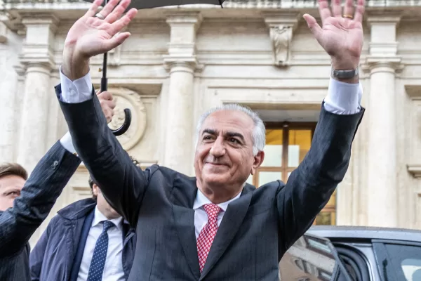 Iran, chi rappresenta davvero il popolo? I limiti del consenso a Reza Pahlavi all’estero Iran, chi rappresenta davvero il popolo? I limiti del consenso a Reza Pahlavi all’estero
