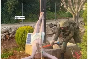 Soldato israeliano sfregia un Crocifisso, Netanyahu: “Sono scioccato, è un criminale”