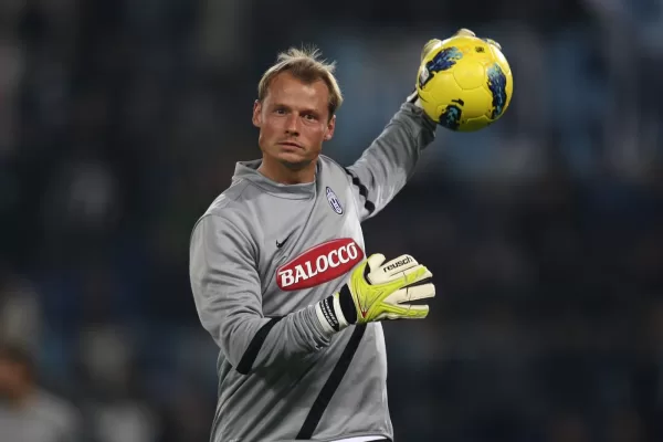 Incidente ad Alexander Manninger, muore a soli 48 anni l’ex portiere di Juventus e Fiorentina