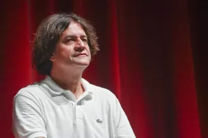 Arrestato Massimo Bagnato con l’accusa di stalking verso l’ex compagna: la chiamata ai carabinieri e l’escandescenza in strada