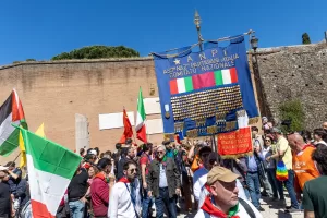 manifestazione ANPI per 81mo anniversario della Liberazione. Roma Sabato 25 Aprile 2026  (photo by Mauro Scrobogna / LaPresse)

ANPI demonstration for the 81st anniversary of the Liberation. Rome, Saturday April 25 2026  (photo by Mauro Scrobogna / LaPresse)