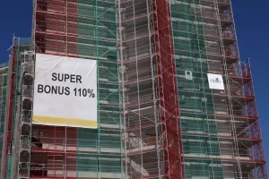 BONUS EDILIZIO RISTRUTTURAZIONI INCENTIVI DETRAZIONI FISCALI MANUTENZIONI EDIFICI ABITATIVI SUPERBONUS PONTEGGI IMPALCATURE BONUS EDILIZIO RISTRUTTURAZIONI INCENTIVI DETRAZIONI FISCALI MANUTENZIONI EDIFICI ABITATIVI SUPERBONUS PONTEGGI IMPALCATURE