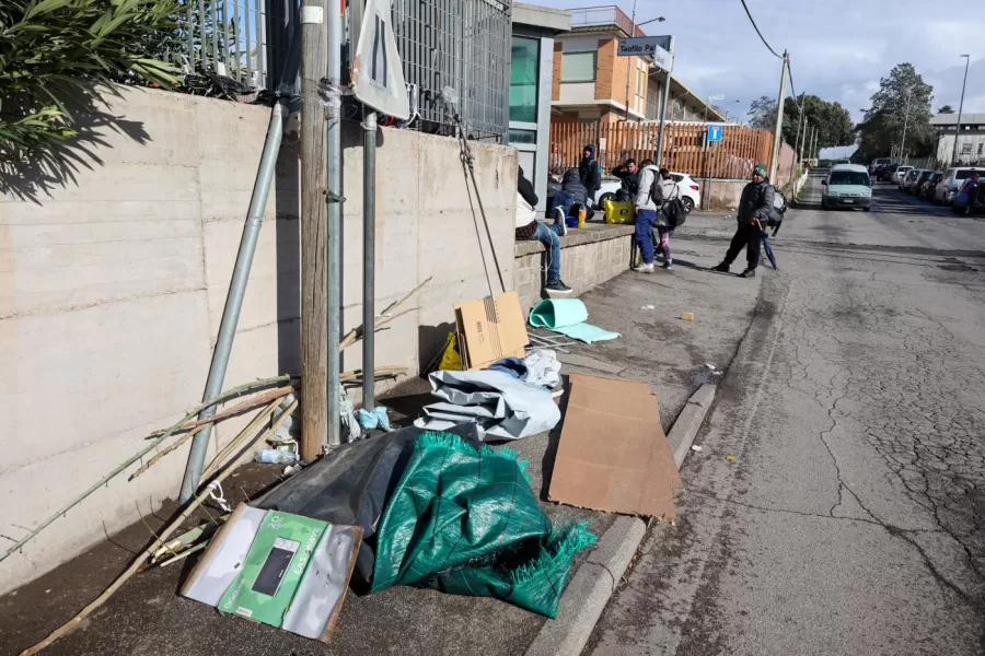 Roma, fight club in via Patini: la guerra tra immigrati per ottenere permesso di soggiorno o diritto di asilo. Cronaca di un orrore quotidiano