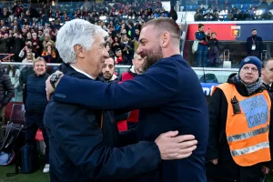 GenoaÕs head coach Daniele De Rossi and RomaÕs head coach Gian Piero Gasperini during the Serie A soccer match between Genoa and Roma at the Luigi Ferraris Stadium in Genoa, Italy – Sunday, March 08, 2026. Sport – Soccer . (Photo by Tano Pecoraro/Lapresse)