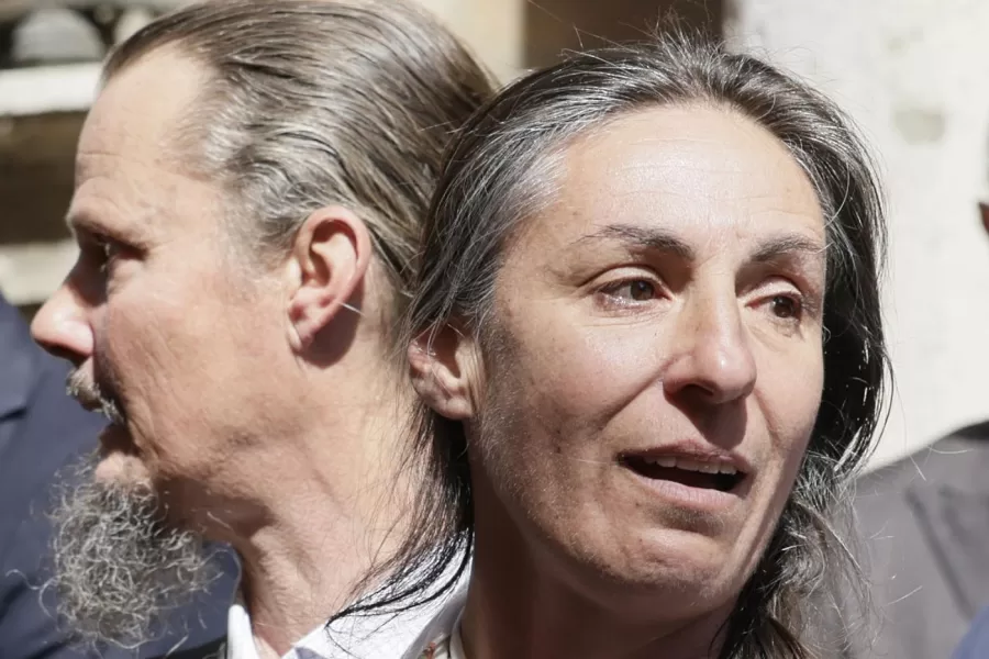 Famiglia nel bosco, parla il papà Nathan Trevallion: “Il ruolo educativo spetta ancora a noi. Negli atti cose non vere su me e mia moglie”