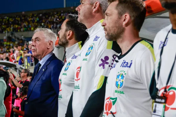 Brazil’s head coach Carlo Ancelotti, left, stands before an international friendly soccer game against Croatia, Tuesday, March 31, 2026, in Orlando, Fla. (AP Photo/Kevin Kolczynski)
Asspciated Press / LaPresse
Only italy and spain Brazil’s head coach Carlo Ancelotti, left, stands before an international friendly soccer game against Croatia, Tuesday, March 31, 2026, in Orlando, Fla. (AP Photo/Kevin Kolczynski)
Asspciated Press / LaPresse
Only italy and spain