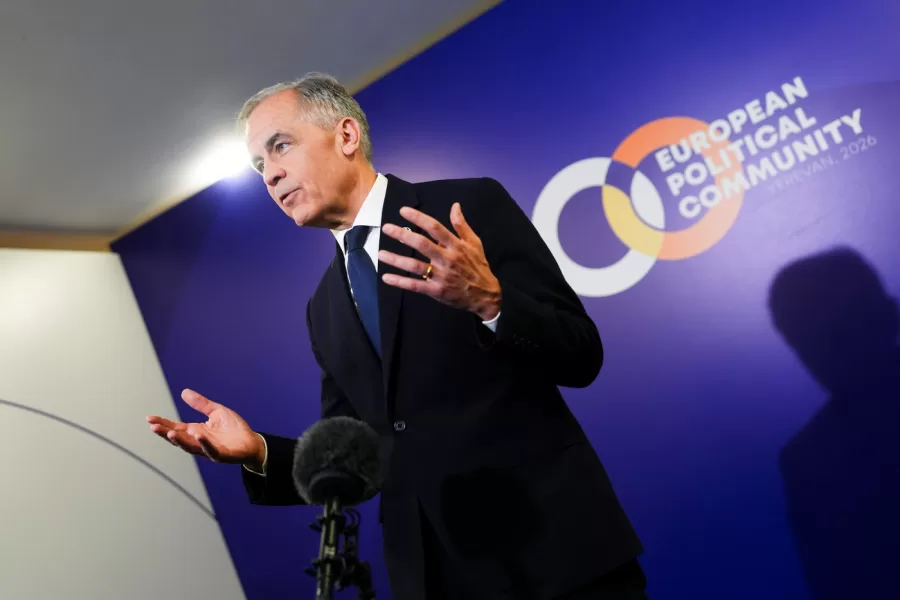 Canada Prime Minister Mark Carney talks to reporters during the 8th European Political Community Summit in Yerevan, Armenia on Monday, May 4, 2026. (Sean Kilpatrick/The Canadian Press via AP)





Associate Press/ LaPresse
Only Italy and Spain