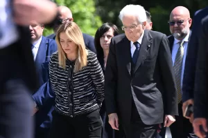 Il presidente della Repubblica Sergio Mattarella e la presidente del Consiglio Giorgia Meloni in visita allospedale di Baggiovara (Modena) dove hanno visitato i feriti ricoverati, dopo il grave episodio di ieri pomeriggio, dove sono state falciate da unautomobile
17 Maggio 2026, Modena, Italia
(Foto Alessandro Fiocchi/LaPresse)
President Sergio Mattarella and Prime Minister Giorgia Meloni visited the hospital in Baggiovara (Modena), where they visited the injured patients following yesterday afternoon’s serious incident, where they were struck by a car.
May 17, 2026, Modena, Italy
(Photo by Alessandro Il presidente della Repubblica Sergio Mattarella e la presidente del Consiglio Giorgia Meloni in visita allospedale di Baggiovara (Modena) dove hanno visitato i feriti ricoverati, dopo il grave episodio di ieri pomeriggio, dove sono state falciate da unautomobile
17 Maggio 2026, Modena, Italia
(Foto Alessandro Fiocchi/LaPresse)
President Sergio Mattarella and Prime Minister Giorgia Meloni visited the hospital in Baggiovara (Modena), where they visited the injured patients following yesterday afternoon’s serious incident, where they were struck by a car.
May 17, 2026, Modena, Italy
(Photo by Alessandro