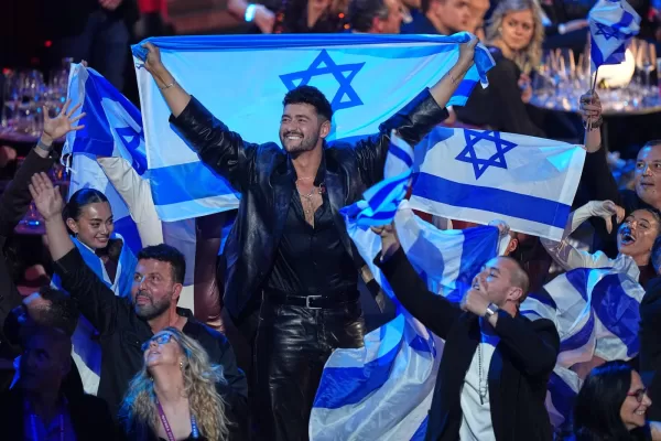 Eurovision, la lezione di Noam Bettan: quando la musica batte polemiche e slogan