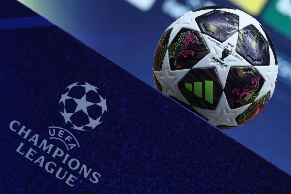 Perché la finale di Champions League tra Psg e Arsenal non si vede in chiaro: scatta la polemica Perché la finale di Champions League tra Psg e Arsenal non si vede in chiaro: scatta la polemica