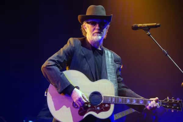 Francesco De Gregori, tra nuovo tour e docufilm: “Mi dà fastidio la parola sold out, va incoraggiato chi fa musica davanti a 100 persone. Radio poco generose con me” Francesco De Gregori, tra nuovo tour e docufilm: “Mi dà fastidio la parola sold out, va incoraggiato chi fa musica davanti a 100 persone. Radio poco generose con me”
