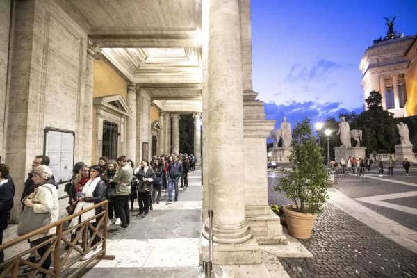 Notte dei Musei a Roma, sabato 23 maggio ingressi gratuiti fino alle 2: l’elenco di tutti gli eventi in programma Notte dei Musei a Roma, sabato 23 maggio ingressi gratuiti fino alle 2: l’elenco di tutti gli eventi in programma