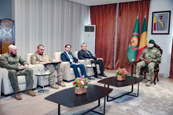 Mali’s junta leader, Assimi Goita, right, meets the Russian ambassador to Mali, Igor Gromyko, second right, and other military and diplomatic officials at the Presidency Palace in Bamako, Mali, Tuesday, April 28, 2026. (Mali Presidency via AP) 


Associated Press / LaPresse
Only italy and spain