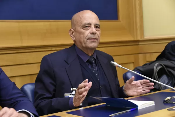 CIRO SBAILO’ FILOSOFO E COSTITUZIONALISTA CIRO SBAILO’ FILOSOFO E COSTITUZIONALISTA