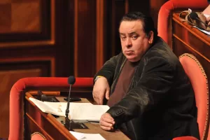 MIRELLO VLADIMIRO CRISAFULLI  S