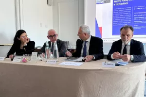 Un nuovo patto tra manager, imprenditori e istituzioni, la proposta di Turiello: “Elenchi di dirigenti con bollino di managerialità e agevolazioni per PMI che li scelgono” Un nuovo patto tra manager, imprenditori e istituzioni, la proposta di Turiello: “Elenchi di dirigenti con bollino di managerialità e agevolazioni per PMI che li scelgono”