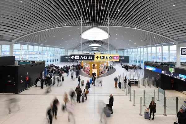 Aeroporti: 73% cittadini di Fiumicino favorevole al piano di sviluppo dello scalo e alla quarta pista Aeroporti: 73% cittadini di Fiumicino favorevole al piano di sviluppo dello scalo e alla quarta pista