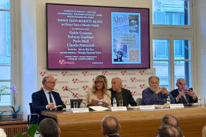 La responsabilità prevalga sulle convinzioni e il “bene comune” sulle “fazioni”: la lettera di Crosetto alla presentazione di “Siamo stati iscritti al PCI” La responsabilità prevalga sulle convinzioni e il “bene comune” sulle “fazioni”: la lettera di Crosetto alla presentazione di “Siamo stati iscritti al PCI”