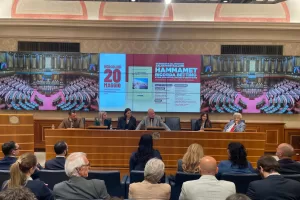 Presentato in Senato “Hammamet ricorda Bettino”, un ritratto più umano che politico Presentato in Senato “Hammamet ricorda Bettino”, un ritratto più umano che politico