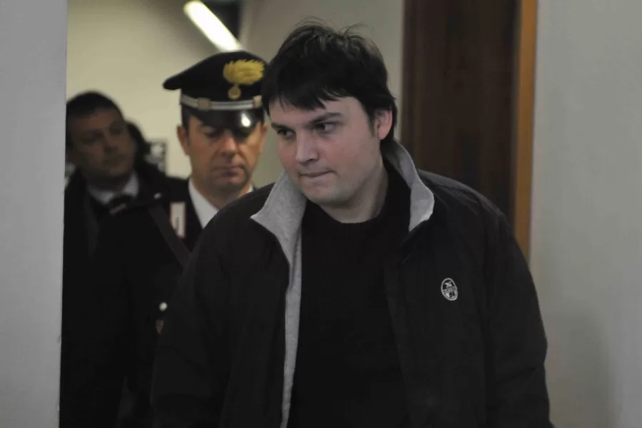 Marco Poggi nell’uragano mediatico, da fratello della vittima a complice di Sempio: una vita distrutta grazie al volantinaggio di atti giudiziari