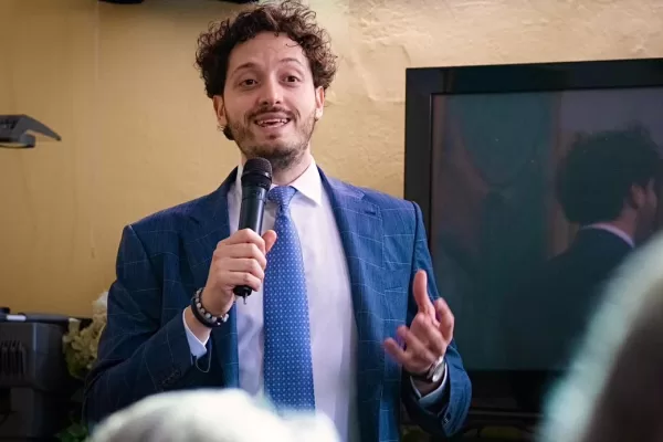 Riccardo Ferri (PLD): “La politica rimetta le esigenze dei giovani al centro del dibattito. Solo così l’Italia avrà un futuro” Riccardo Ferri (PLD): “La politica rimetta le esigenze dei giovani al centro del dibattito. Solo così l’Italia avrà un futuro”