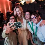 Silvia Salis fenomeno tra i giovani. E i dinosauri della politica vanno in crisi