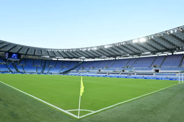 Ultim’ora, Roma-Lazio si gioca lunedì alle 20:45. La prefettura cambia l’orario della Lega Serie A