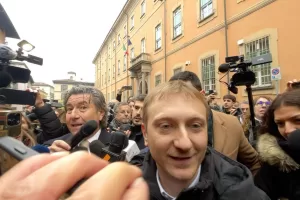 Alberto Stasi verso la scarcerazione e l’affidamento in prova dopo oltre 10 anni di detenzione. “Decisione non collegata a nuova indagine su omicidio Chiara Poggi” Alberto Stasi verso la scarcerazione e l’affidamento in prova dopo oltre 10 anni di detenzione. “Decisione non collegata a nuova indagine su omicidio Chiara Poggi”