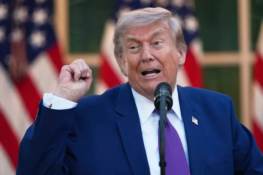 President Donald Trump speaks at a dinner for members of his administration and law enforcement organization leaders, during National Police Week, in the White House Rose Garden, Monday, May 11, 2026, in Washington. (AP Photo/Julia Demaree Nikhinson)





Associate Press/ LaPresse
Only Italy and Spain